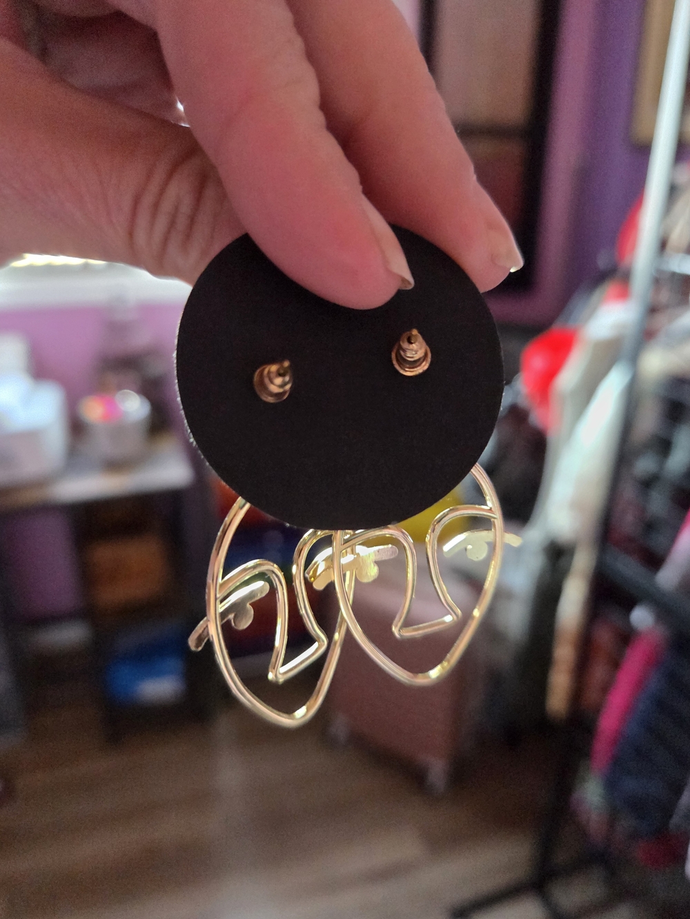 Gold Face Outline Drop Earrings - Minimalist Women’s Jewelry - Picture 2 of 3